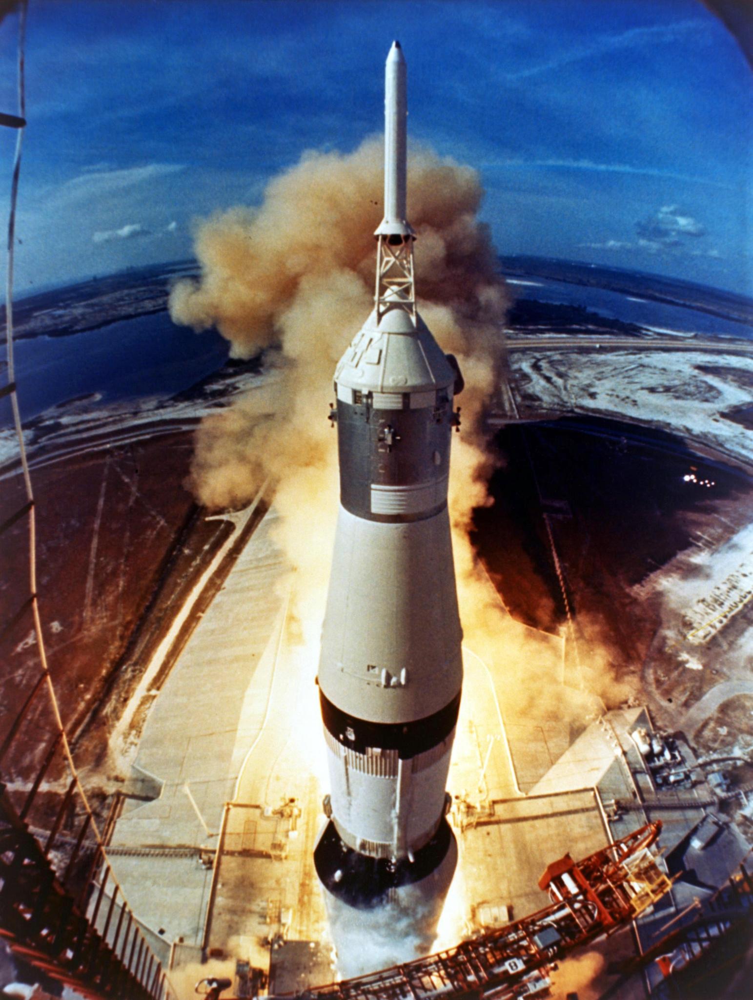 The 10 Most Powerful Rockets Ever Built - History-Computer