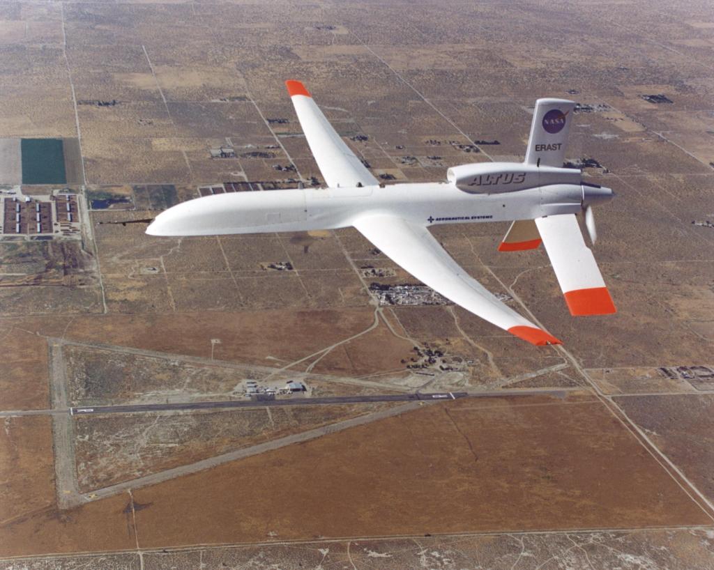 NASA – Dryden Flight Research Center – News Room: News Releases: NASA-Industry Alliance Initiates UAV National Airspace Access Project