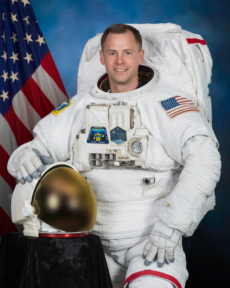 Official portrait of NASA astronaut Nick Hague