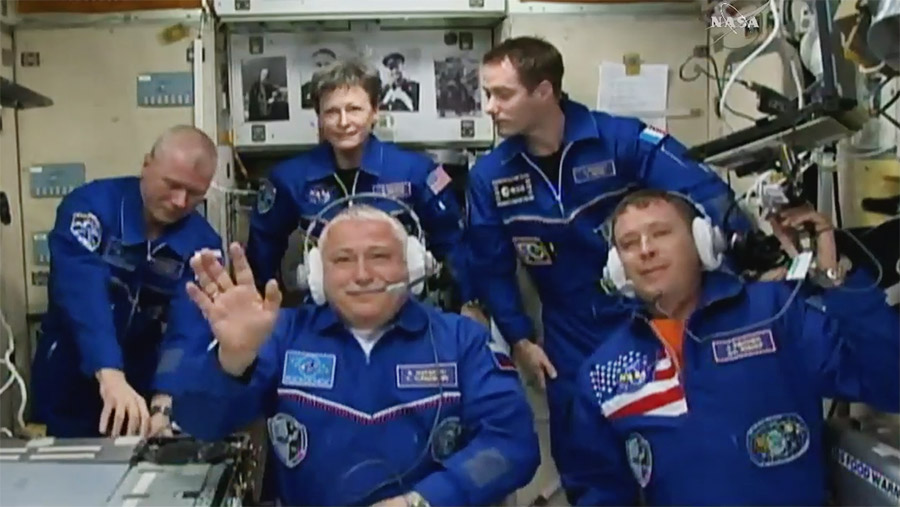 Expedition 51 Crew Greeting Ceremony