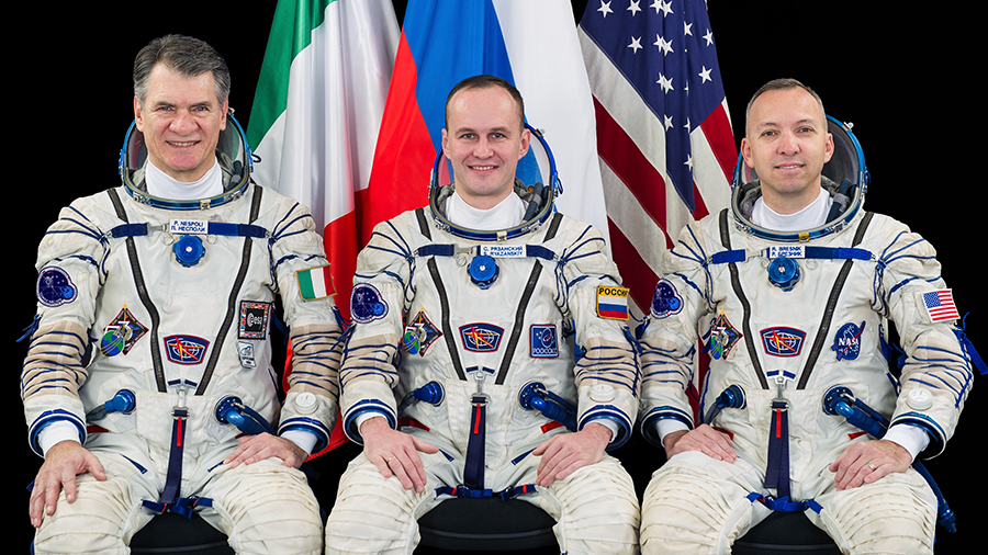 The Expedition 52-53 Crew Portrait