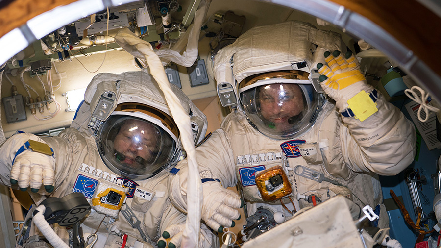 Cosmonauts Alexander Misurkin and Anton Shkaplerov