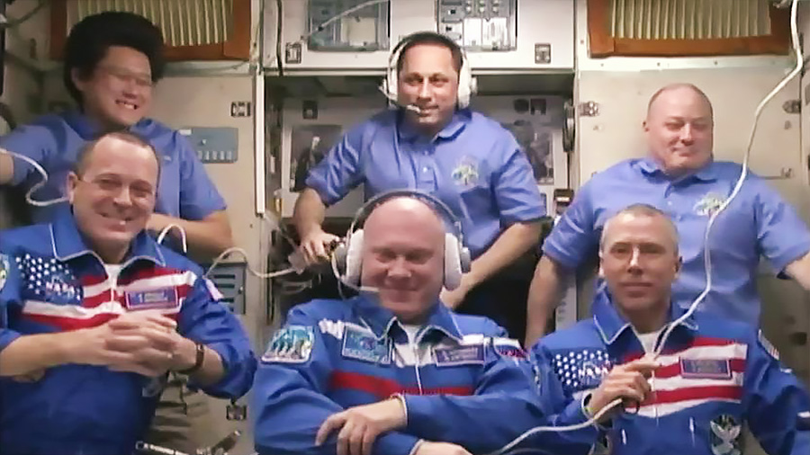 Expedition 55 Crew Greeting Creremony