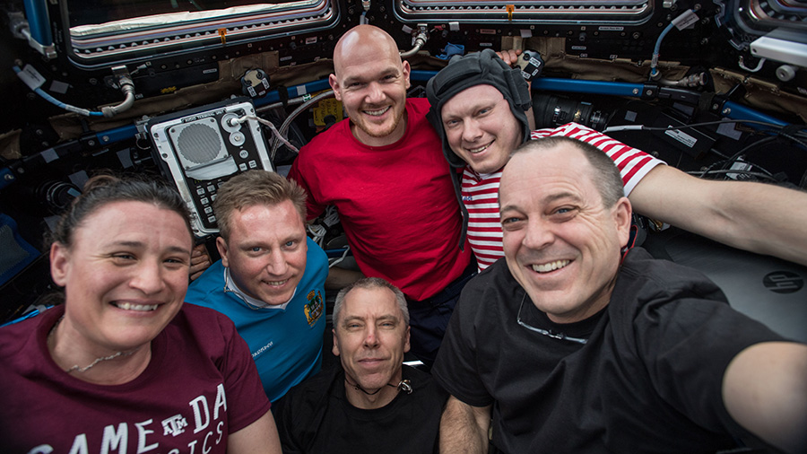 Expedition 56 Crew Members