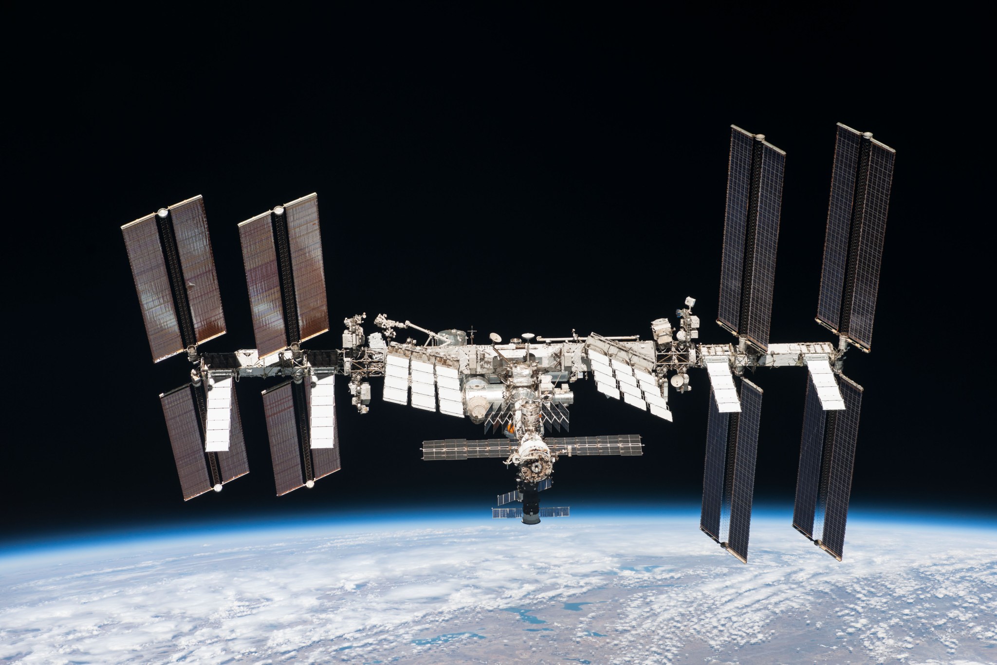 international space station desktop models