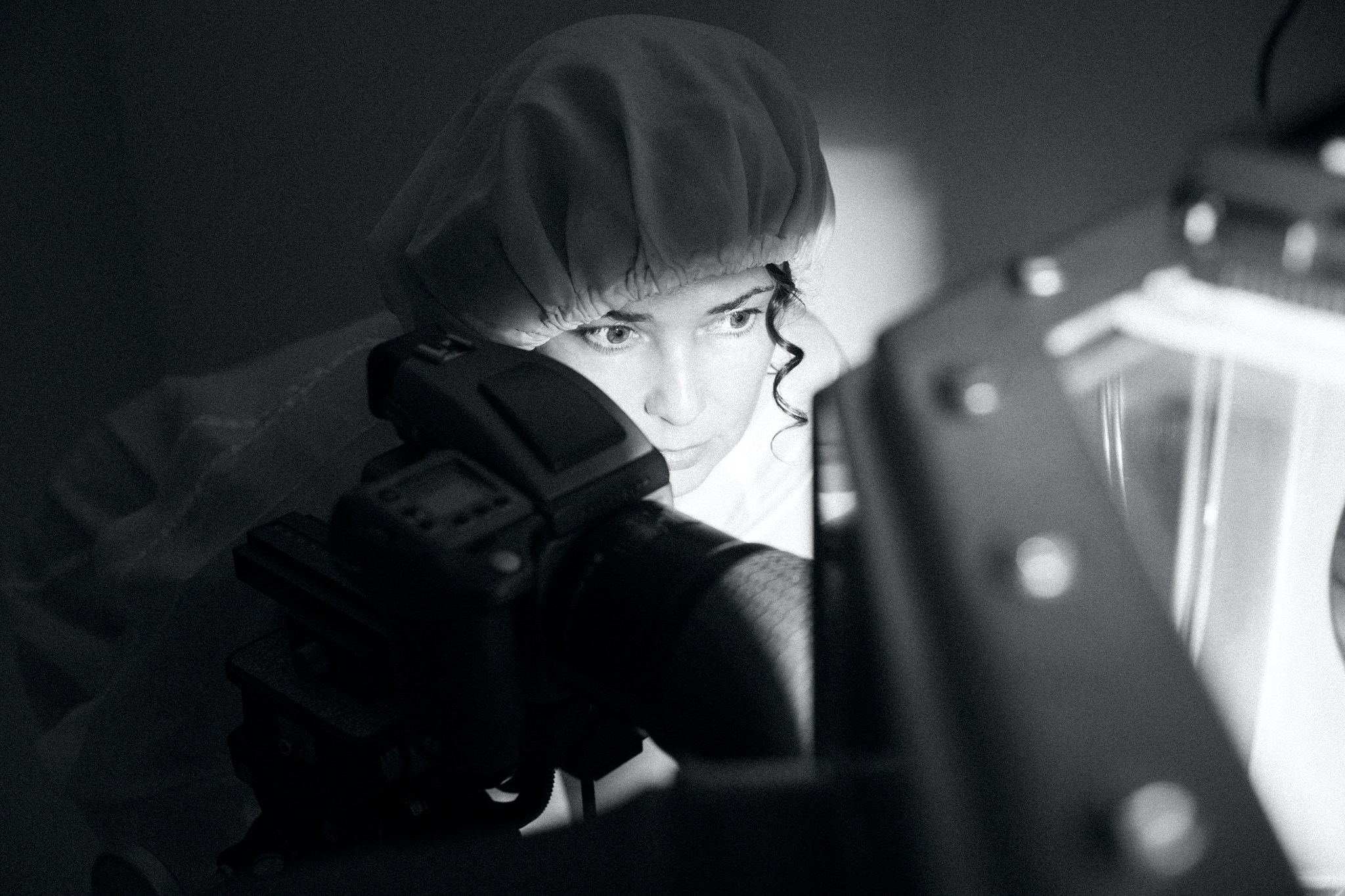 Transdisciplinary Artist Erika Blumenfeld photographed each rock at NASA’s cleanroom laboratory inside nitrogen cabinets, imaging the rock’s surface at 240 angles using a high-resolution camera to achieve the detailed surface texture seen in Astromaterials 3D’s exterior 3D models.