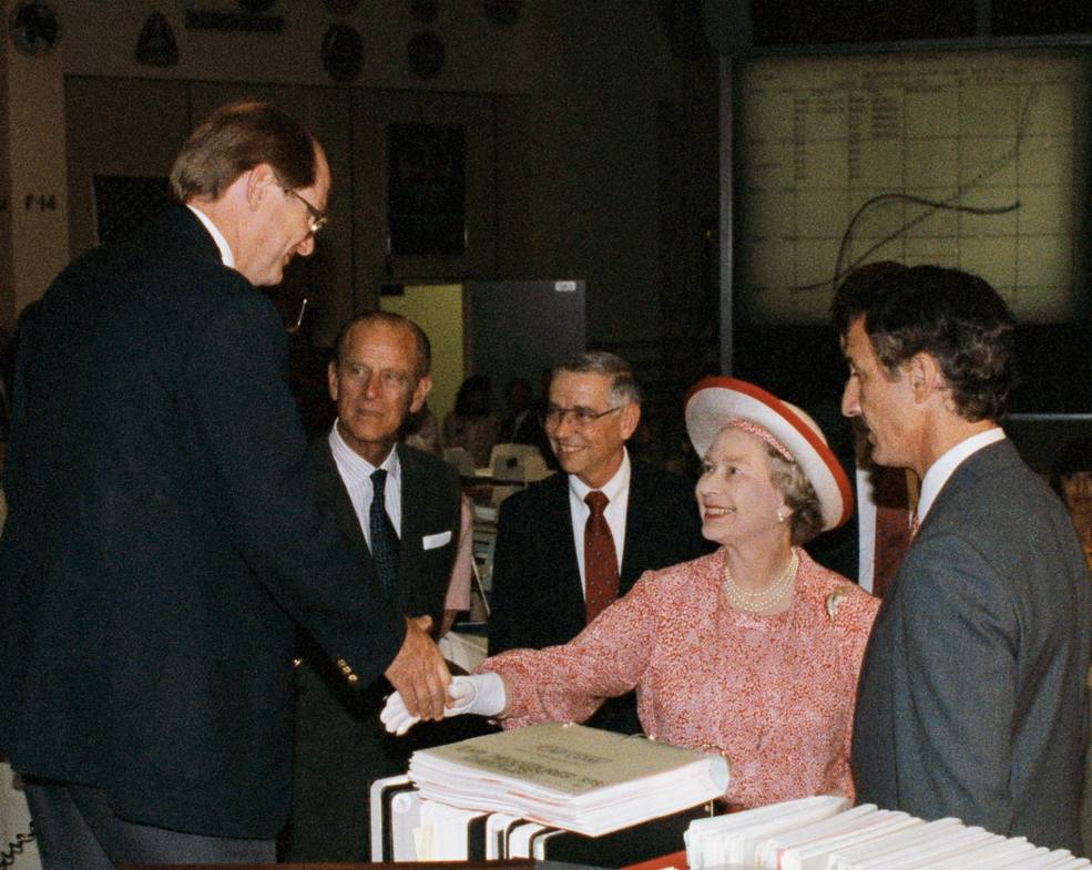 cohen_and_qe2_and_prince_philip_mcc_may_22_1991