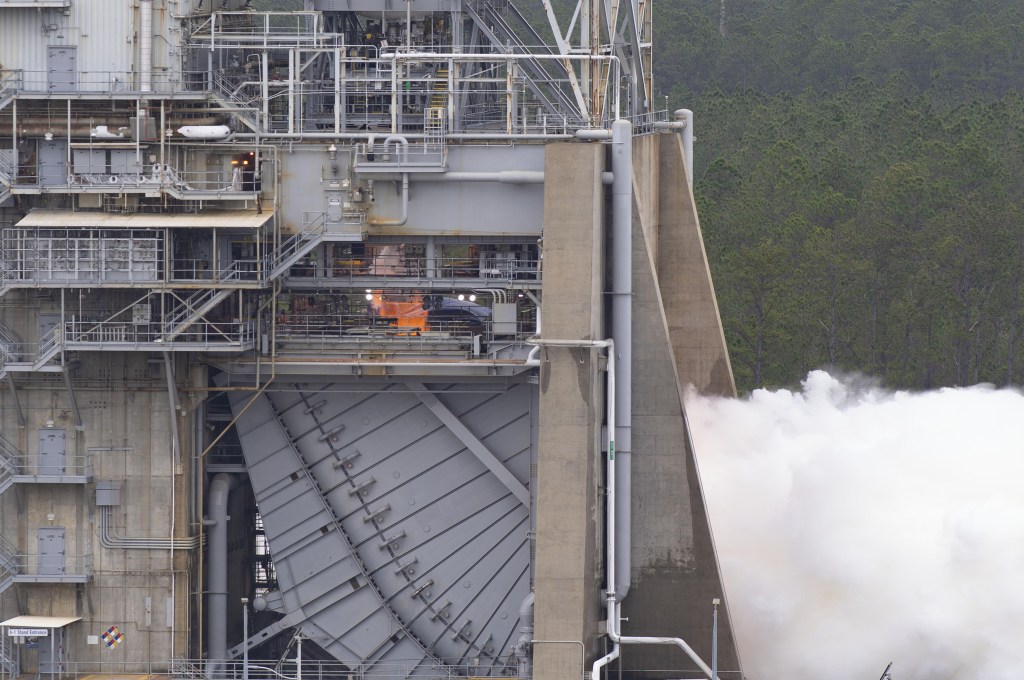 NASA, Aerojet Rocketdyne Complete Testing for Modernized RS-25 Engine