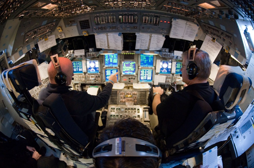 NASA, Lone Star Flight Museum Invite Media to Shuttle Simulator Move