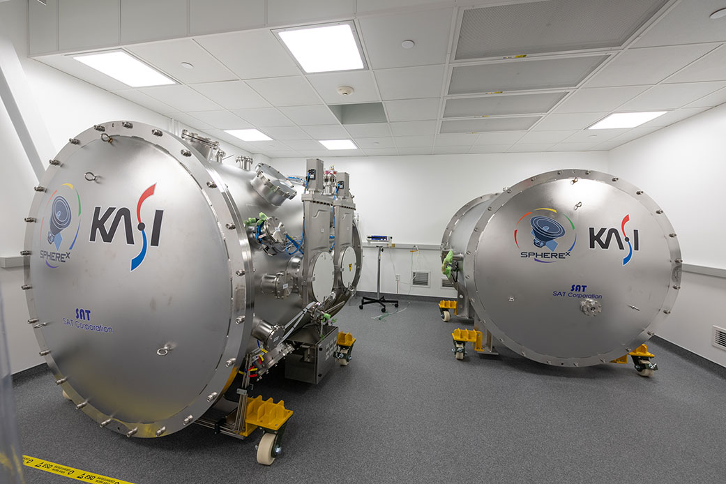 Custom-built test chamber for NASA’s SPHEREx mission