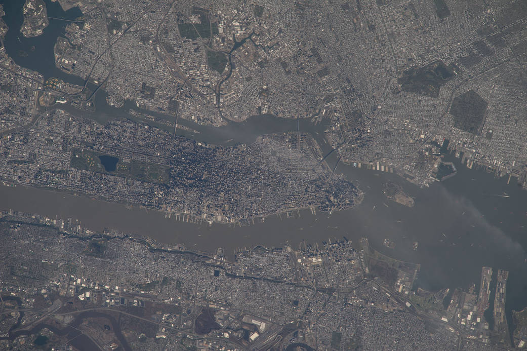 Manhattan between the Hudson River and the East River