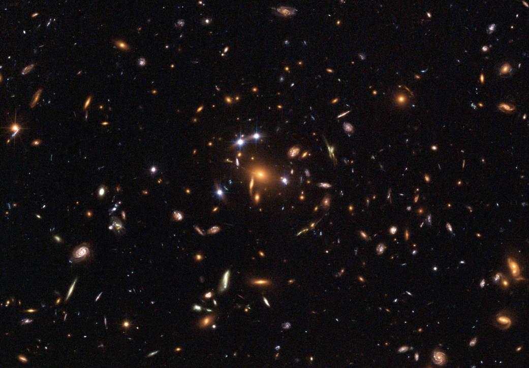 Hubble Captures A "Five-Star" Rated Gravitational Lens