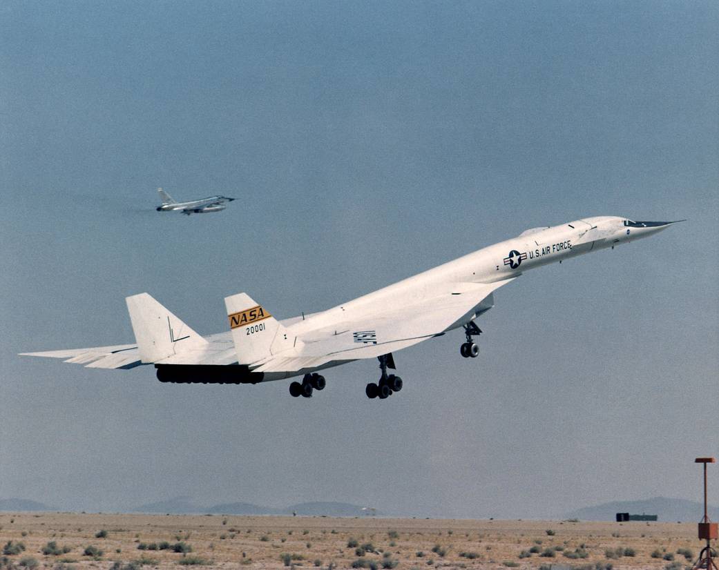 The XB-70 is destroyed during a photo formation flight. An F-104 flown by Joe Walker gets caught by the wing tip vortices and co