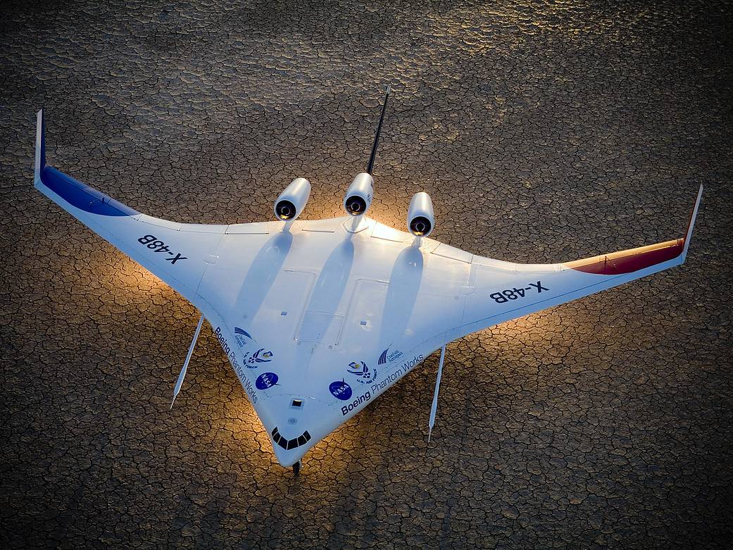 Boeing, NASA, and AFRL Study the Blended Wing Body Concept - NASA