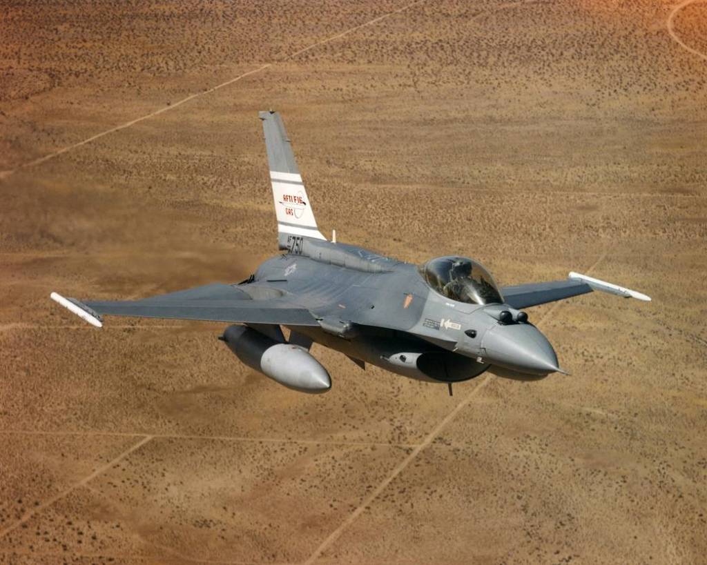 AFTI/F-16 Advanced Fighter Technology Integration