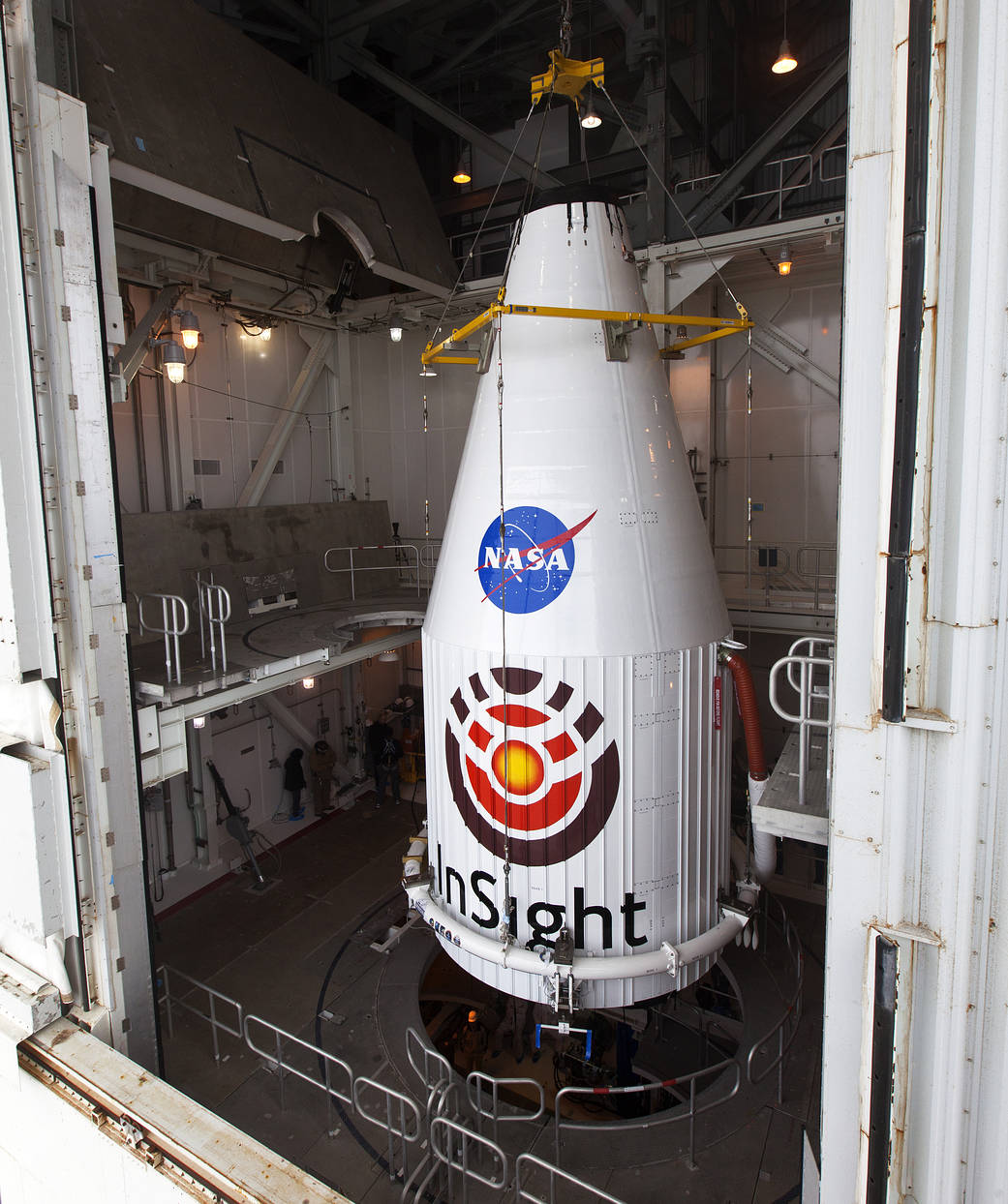 ‎InSight Mars lander Mated to Atlas V