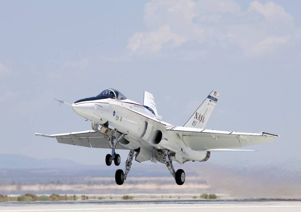 F/A-18 Takes Off on IRAC Project Flight