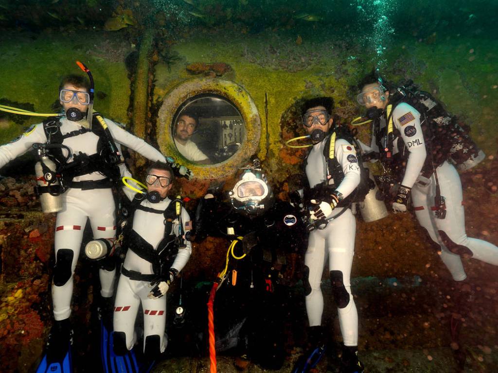 NEEMO 16 Aquanauts at Aquarius Habitat