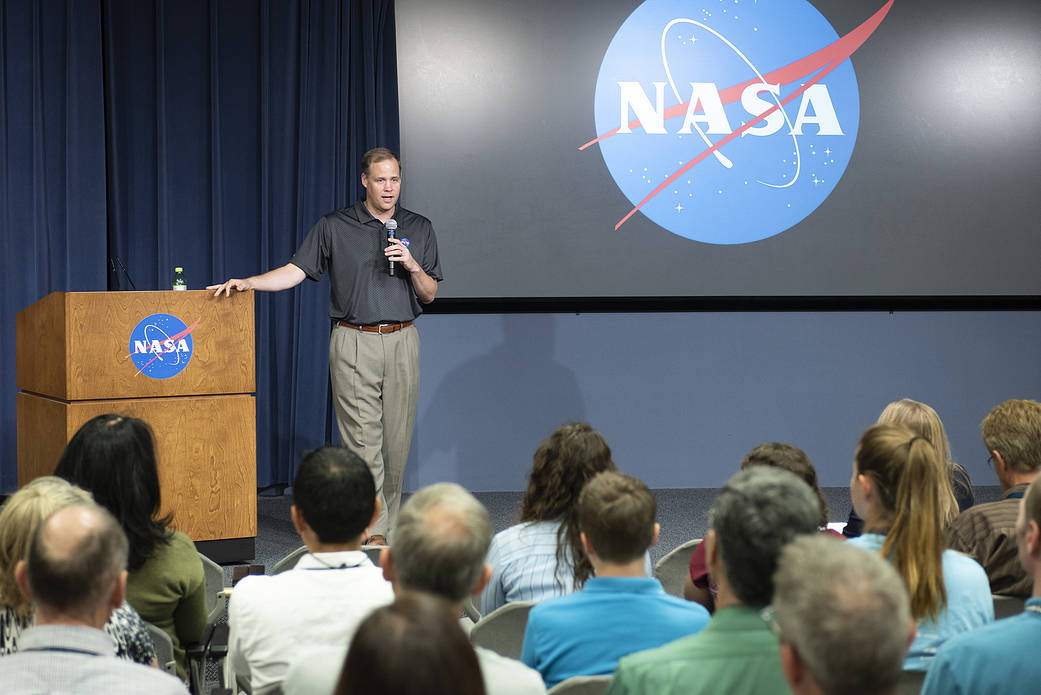 Administrator Bridenstine states his goals for NASA to AFRC employees.