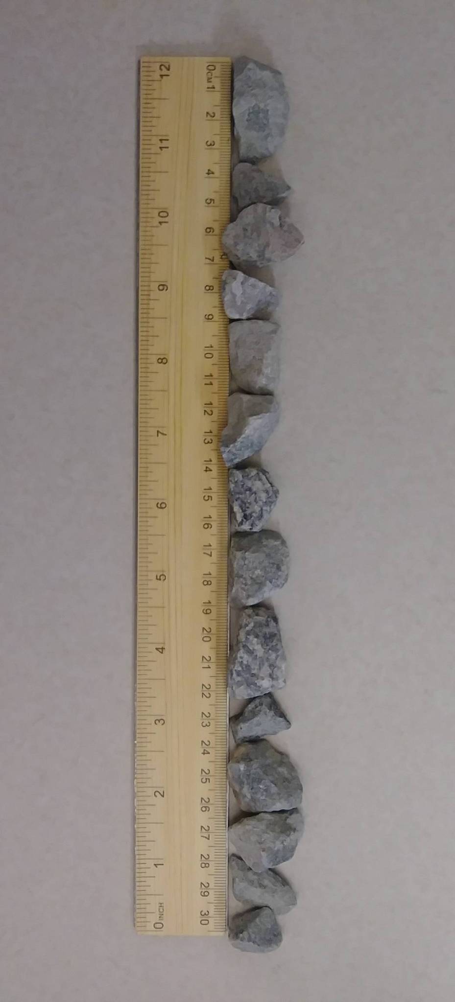 Measurement of gravel with a ruler