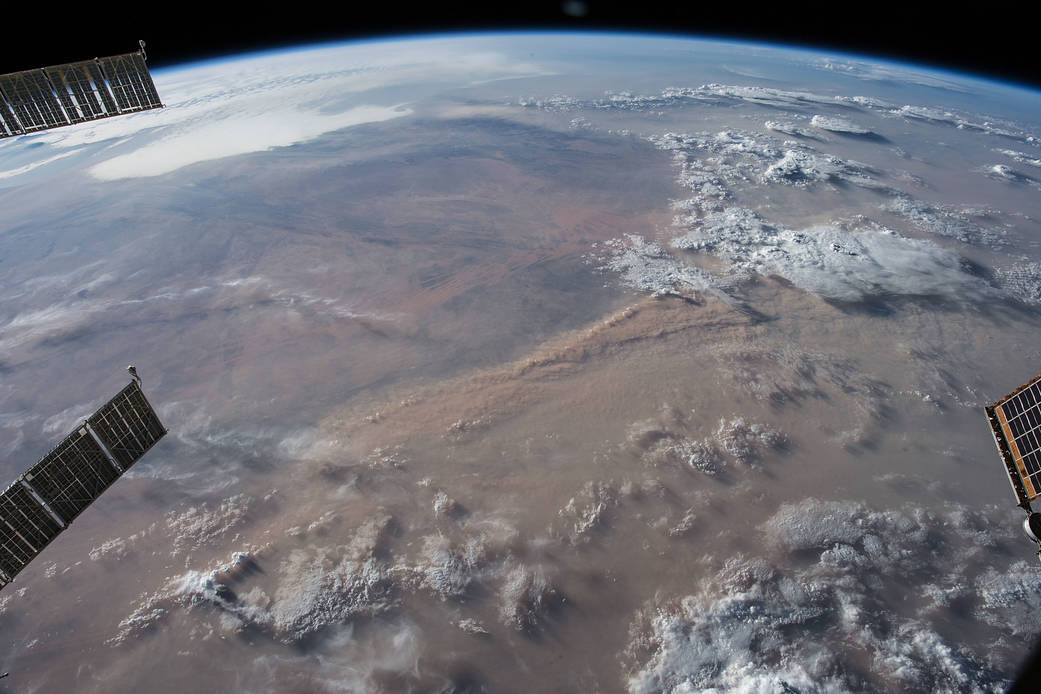 Earth's limb and dust storms in the Sahara