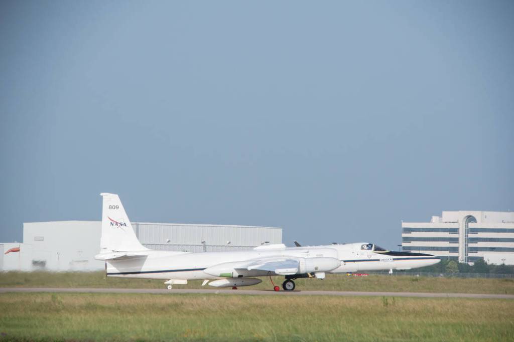 The ER-2 Aircraft Arrives at Ellington Field