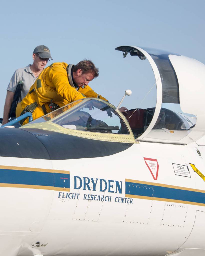 The ER-2 Aircraft Arrives at Ellington Field