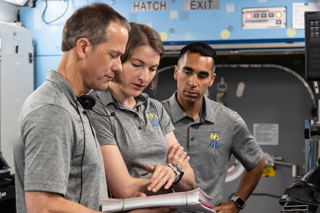 SpaceX Crew-3 astronauts train at the Space Vehicle Mockup Facility