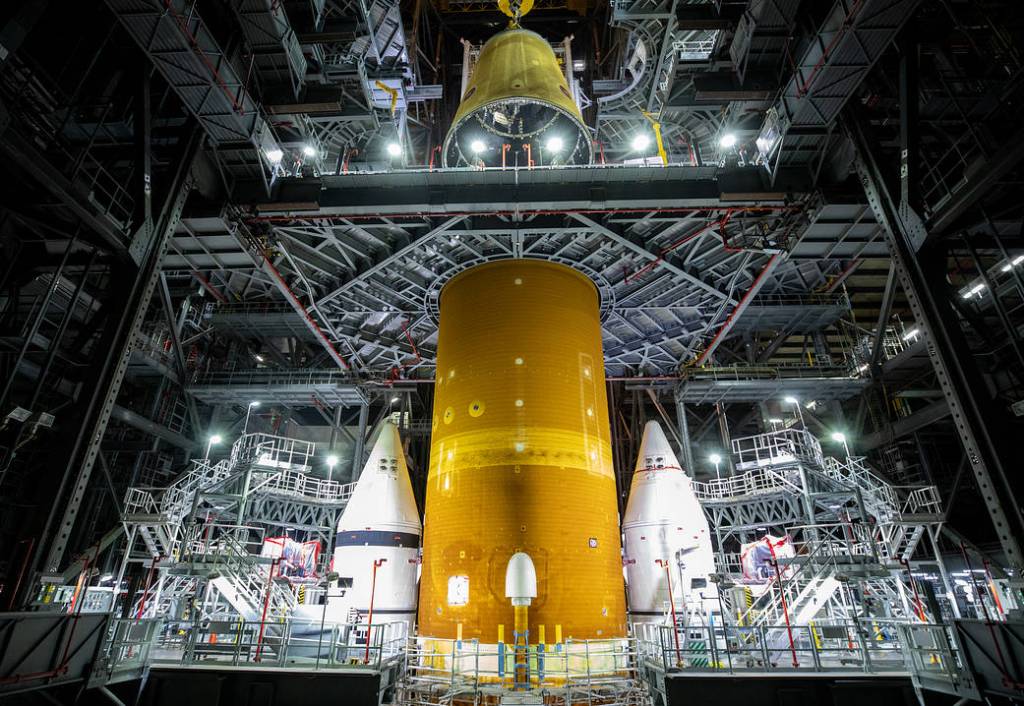 Crews stack the launch vehicle stage adapter atop the core stage June 22.