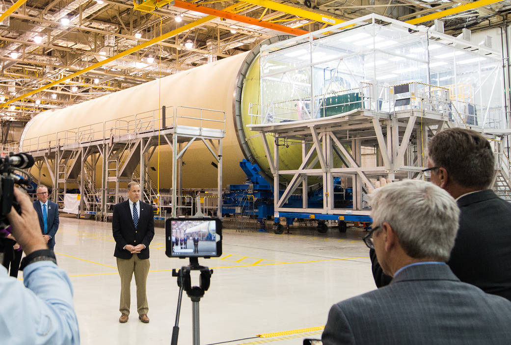 Administrator Bridenstine Visits Michoud Assembly Facility