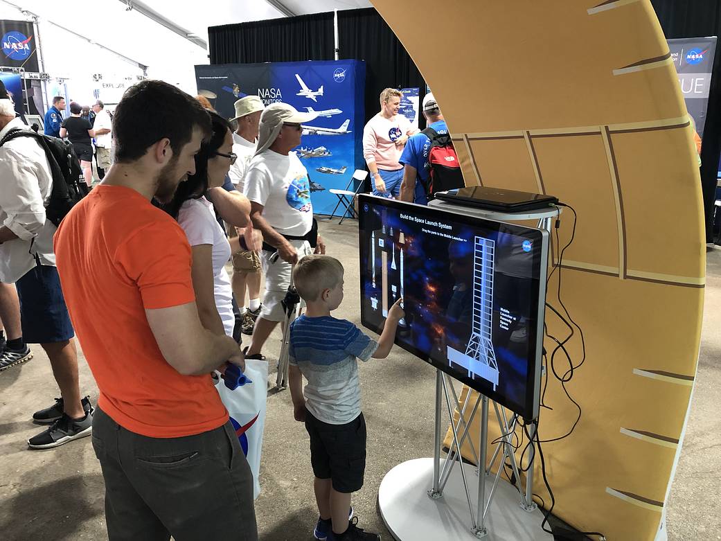 SLS Outreach at Experimental Aircraft Association (EAA) AirVenture