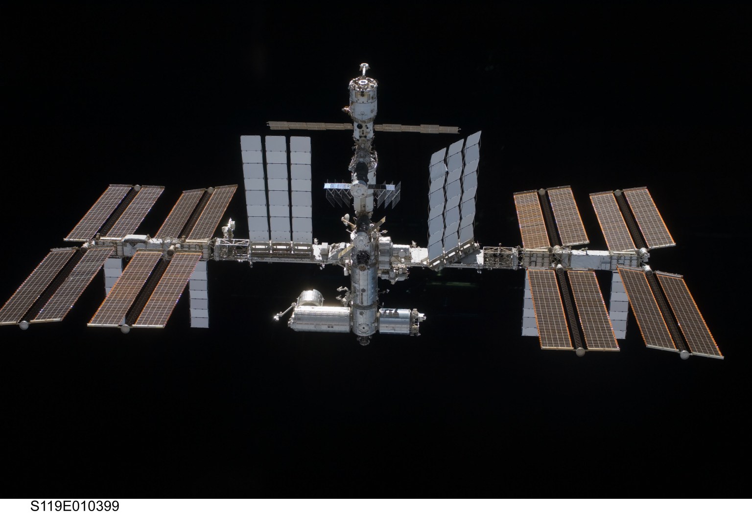 assembly space station