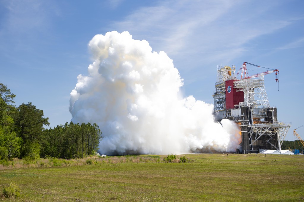 NASA Stennis, Aerojet Rocketdyne Closes Historic Commercial Test Partnership