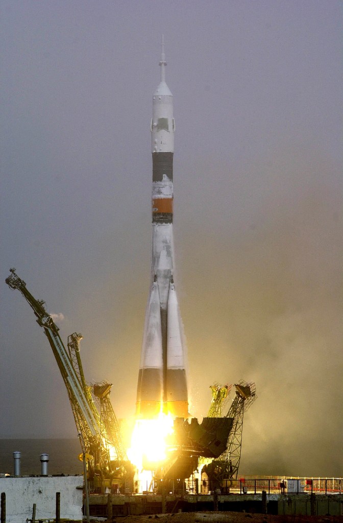 A Soyuz spacecraft lifts off from the Baikonur Cosmodrome at 10:53 a.m. Kazakhstan time. Onboard were Expedition 1 commander William M. (Bill) Shepherd, Soyuz commander Yuri P. Gidzenko and Sergei K. Krikalev, flight engineer.