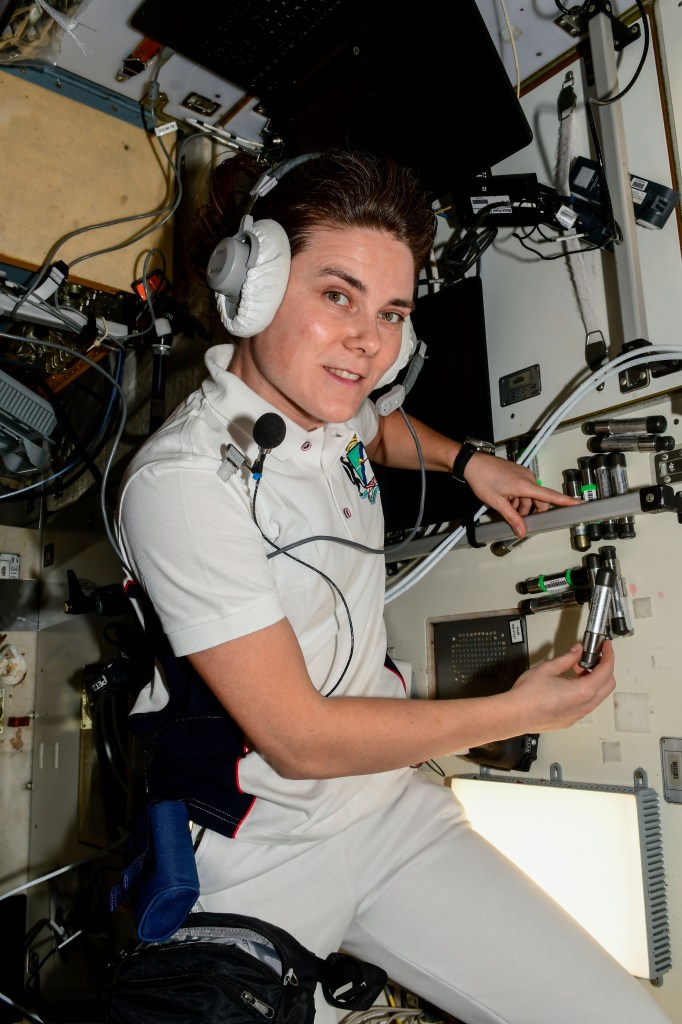 iss068e041021 (Jan. 19, 2023) --- Roscosmos cosmonaut and Expedition 68 Flight Engineer Anna Kikina installs dosimeters, or radiation detectors, and collects data from them aboard the International Space Station. Credit: Roscosmos