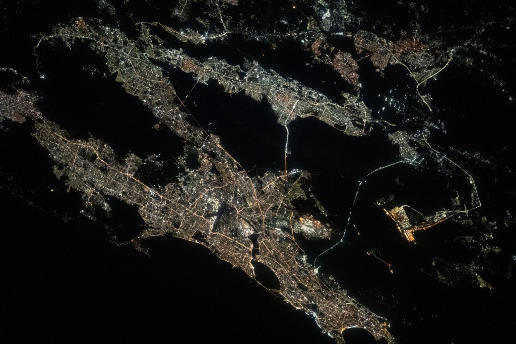 iss068e036000 (Jan. 2, 2023) --- The city lights of Mumbai, India, on the coast of the Arabian Sea are pictured from the International Space Station as it orbited 261 miles above the Indian subcontinent.