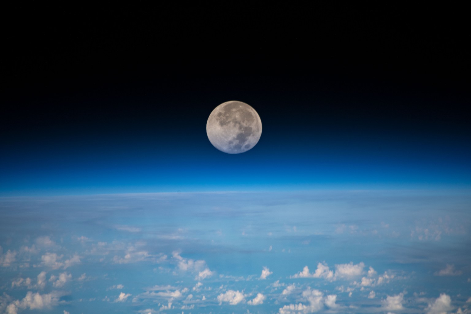 NASA's Space Station Research Boosts Moon, Mars Exploration Plans ...