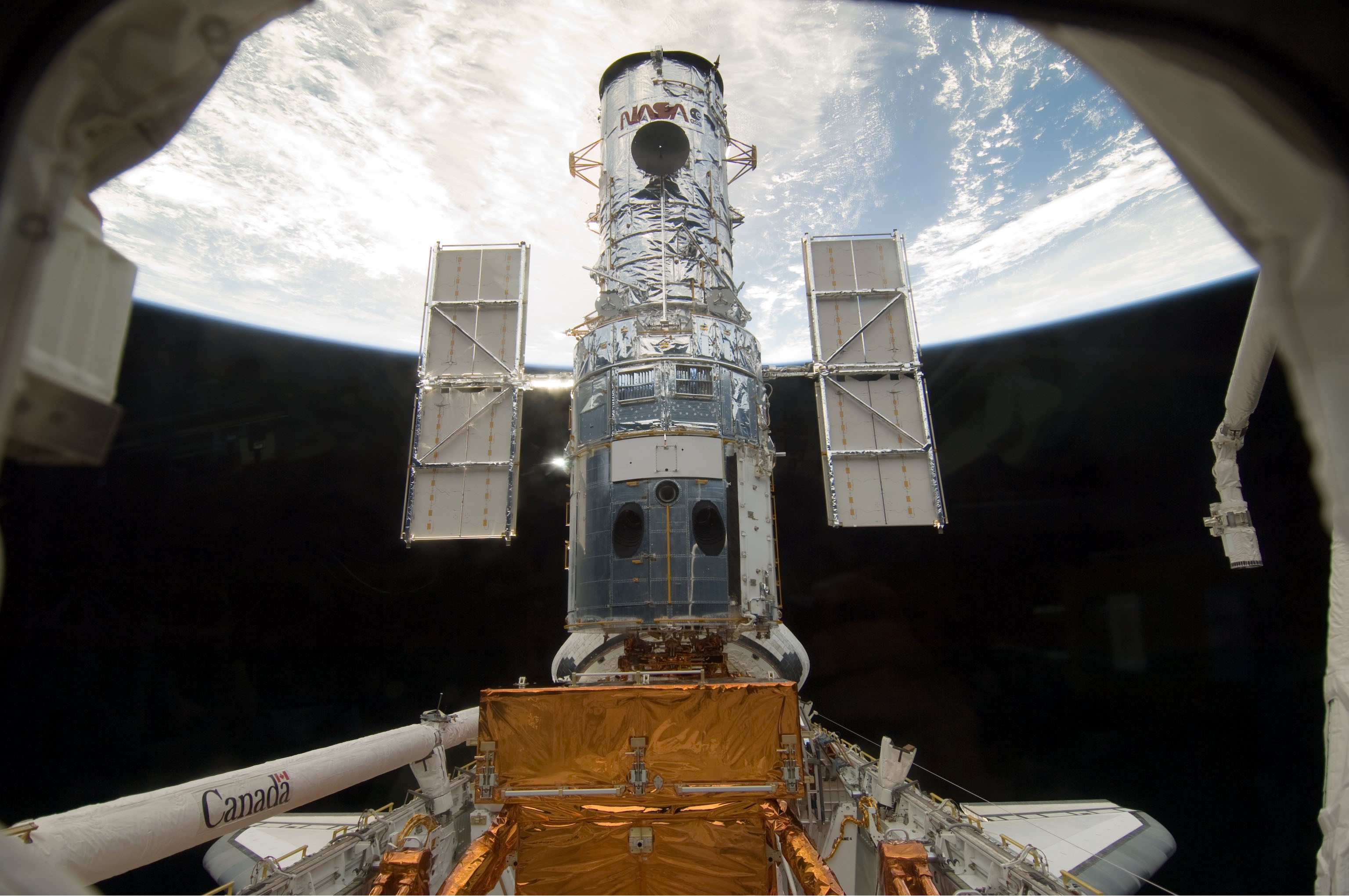 Hubble secured in Atlantis' payload bay
