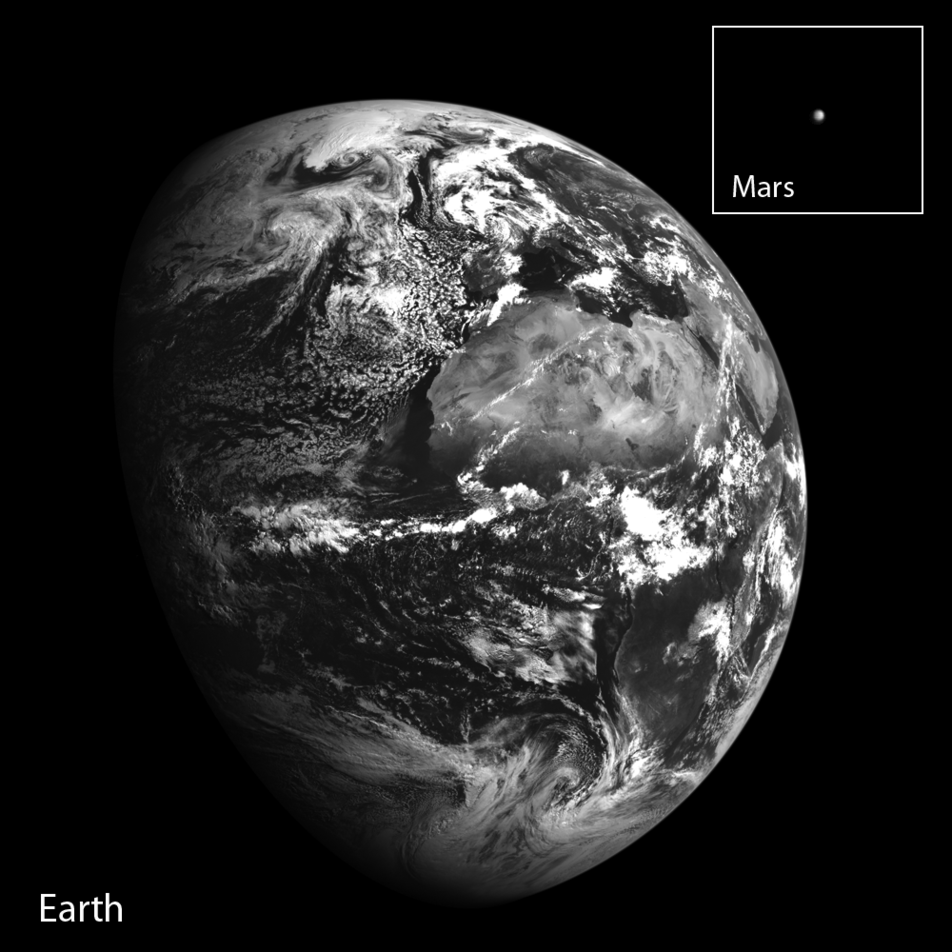 LRO image of Earth and Mars taken Oct. 2, 2014
