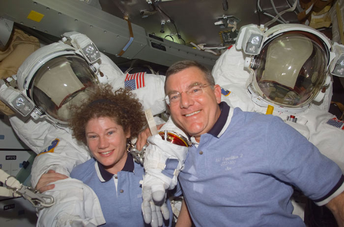July 4, 2001. Expedition 2 crew members NASA astronauts Susan J. Helms, left, and James S. Voss