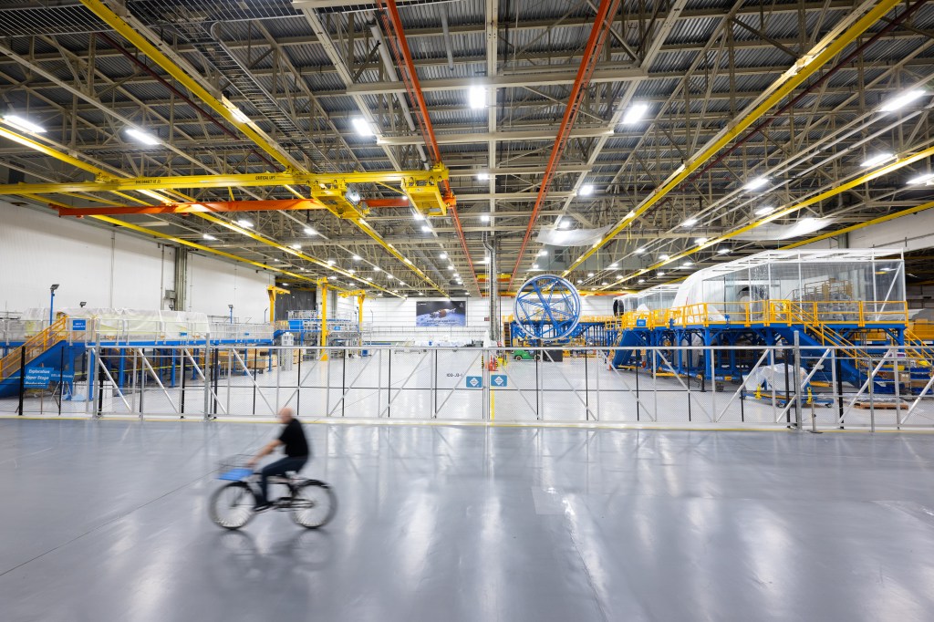 Manufacturing equipment that will be used to build components for NASA’s SLS (Space Launch System) rocket for future Artemis missions is being installed at the agency’s Michoud Assembly Facility in New Orleans, Louisiana. The tooling will be used to produce the SLS rocket’s advanced exploration upper stage, or EUS, in the factory’s new manufacturing area, picture here.