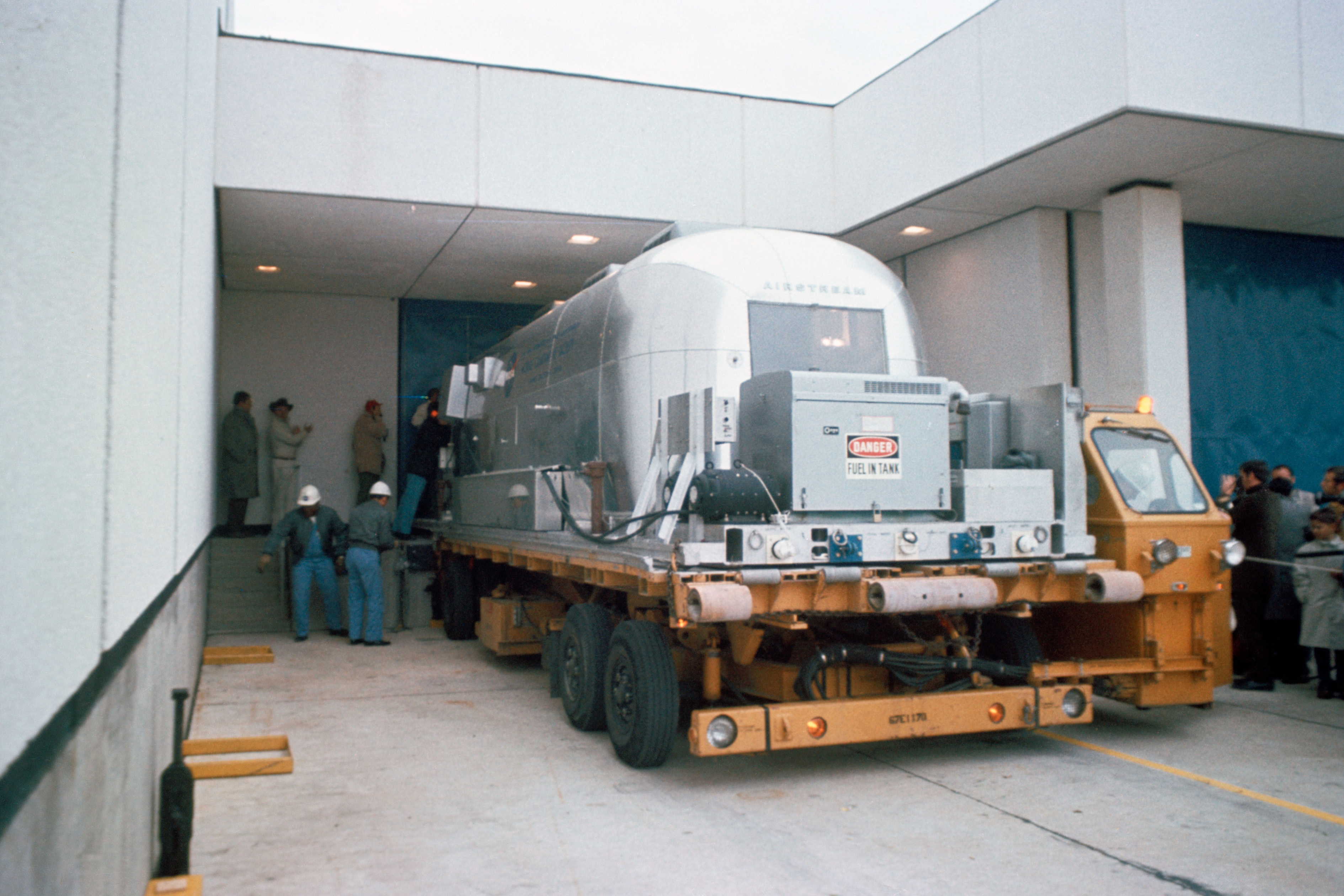 The MQF docked the MSC's Building 37, the Lunar Receiving Laboratory