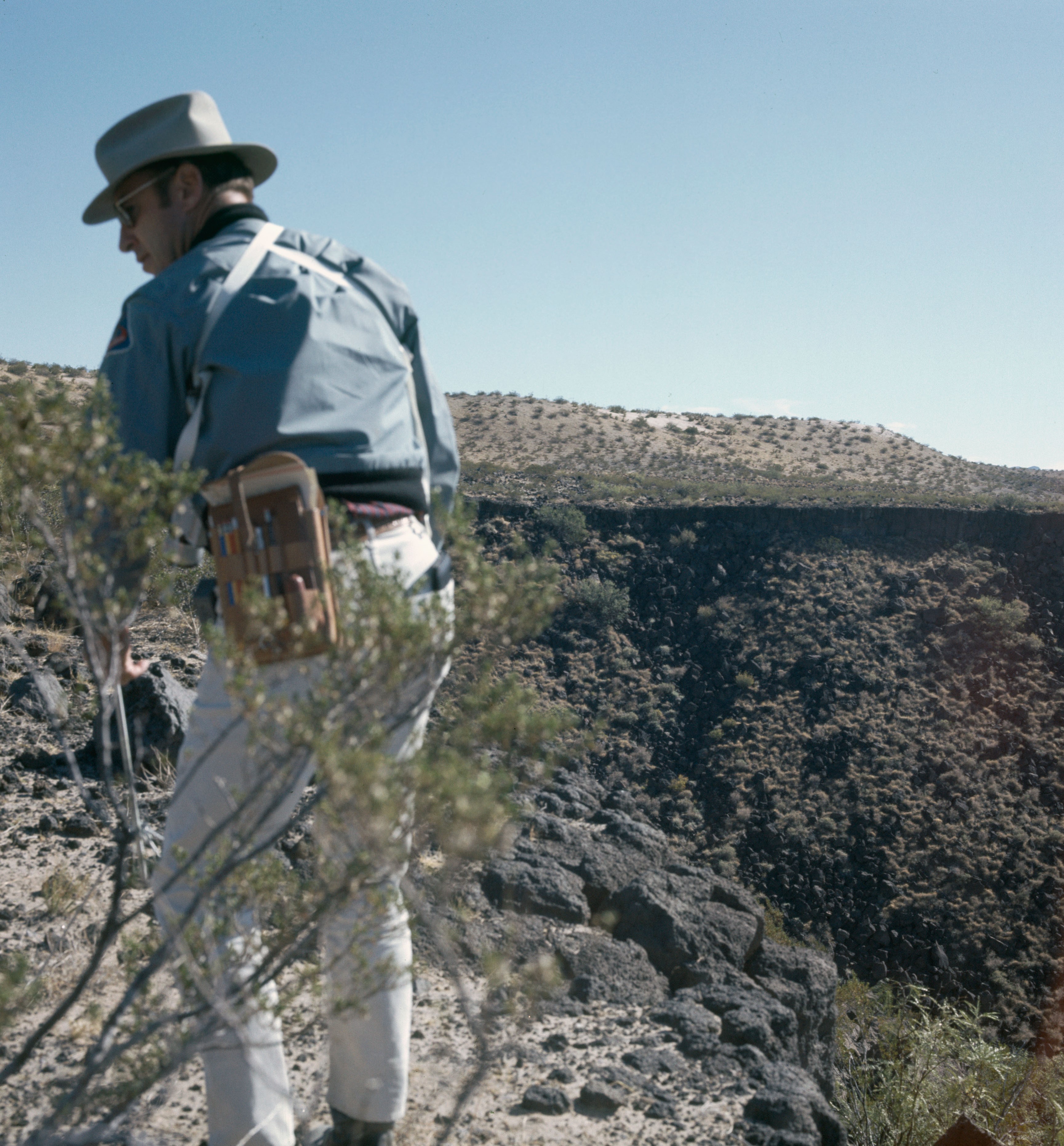 Lovell during the geology field trip to Kilbourne Hills, New Mexico