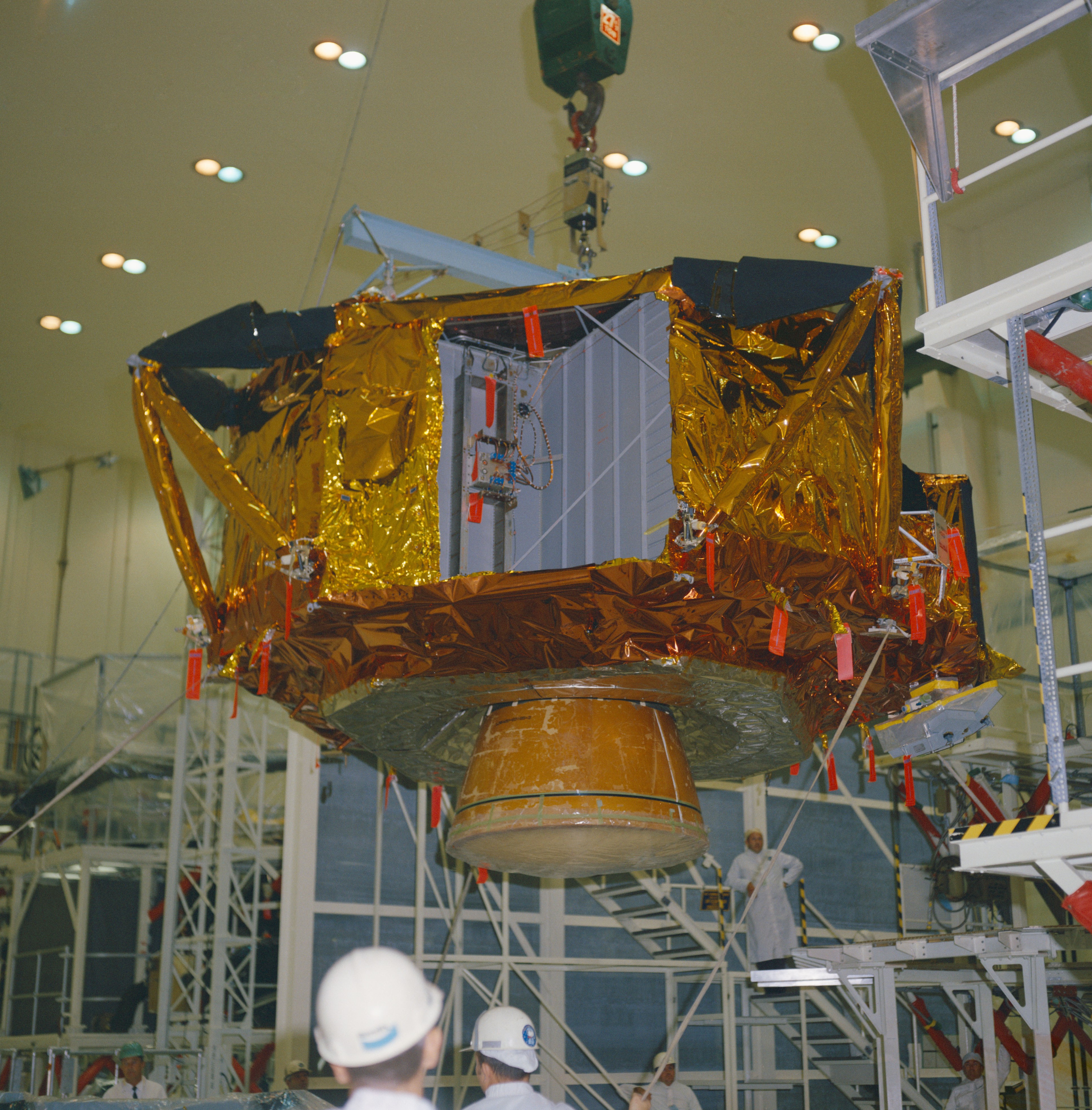 The Apollo 14 Lunar Module (LM) descent stage arrives at KSC