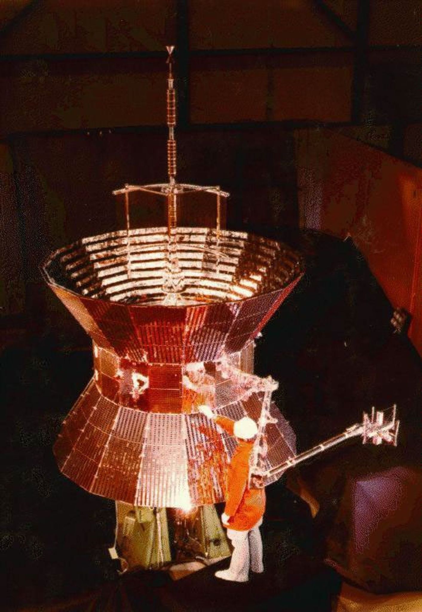 The fully assembled Helios 1 spacecraft prepared for launch.