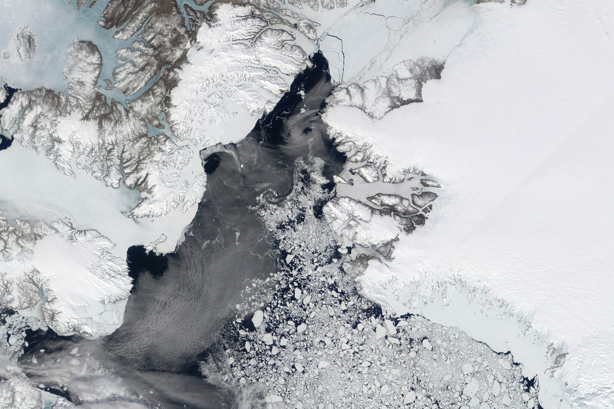 Image of Pituffik Space Base, acquired by the MODIS (Moderate Resolution Imaging Spectroradiometer) on NASA’s Terra satellite on June 15, 2024.