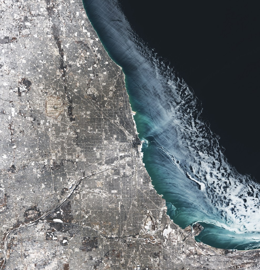 Between January 19 and 24, 2025, a brutal cold snap hit Chicago. This satellite image captured a glimpse of the wintry aftermath. The first half of the cold spell saw the chilliest weather, according to the National Weather Service (NWS). On January 21, the air temperature in Chicago reached as low as minus 15 degrees Fahrenheit (minus 26 degrees Celsius). At the time, little to no snow covered the ground in Chicago, which NWS noted is uncommon amid sub-zero temperatures.